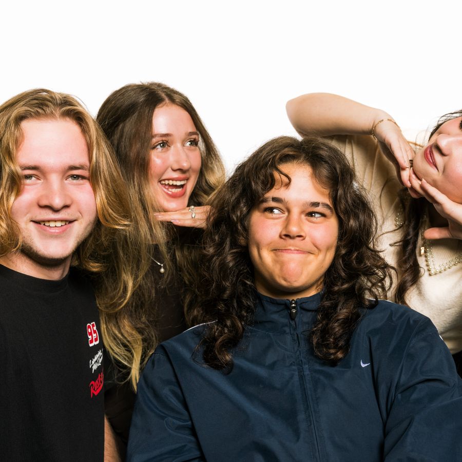 Portret van Zana-Rae, Yaroslava, Martin & Polina