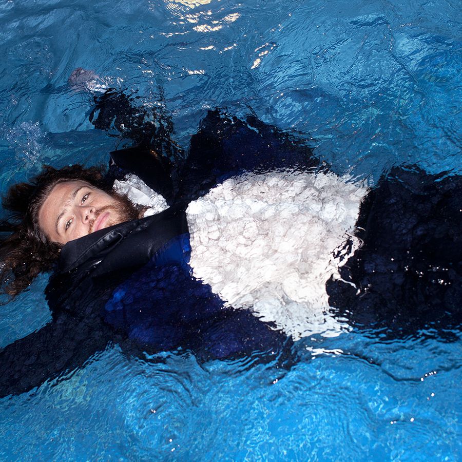 151106 Theatergroep Oostpool_ Eric de Vroedt - Fresh Young God.jpg